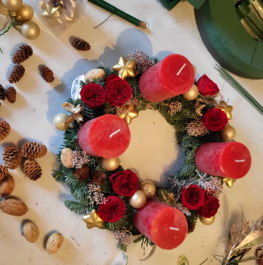 Vyrobte si svůj adventní věnec