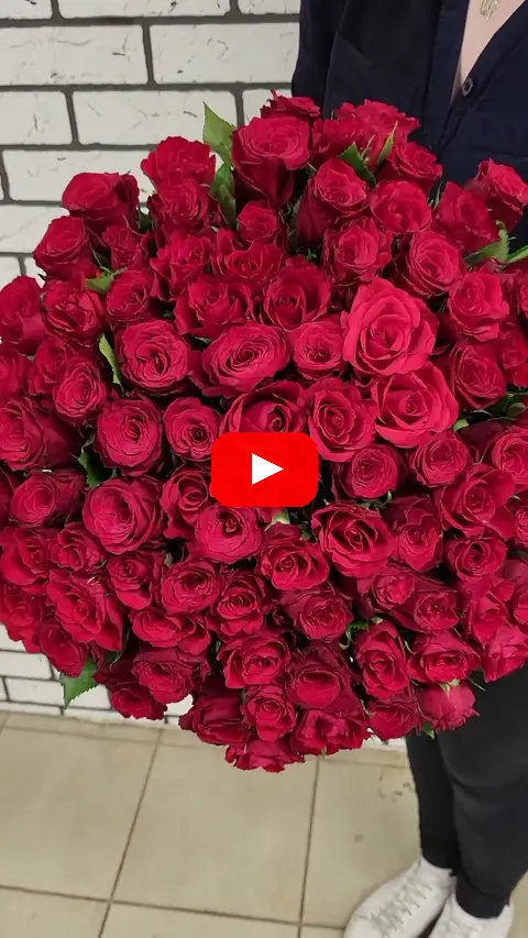 Video: Kytice 100 Red Calypso + Red Torch