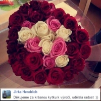 Kytice míchaných růží