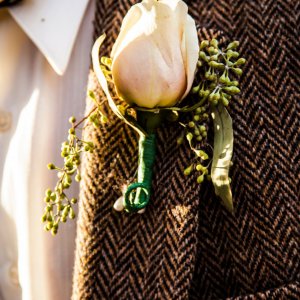 Svatební korsáž pro ženicha z růže