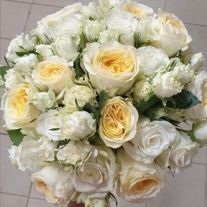 Svatební kytice z růží