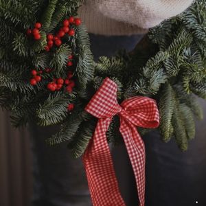 Stuhy a mašle na adventní věnec