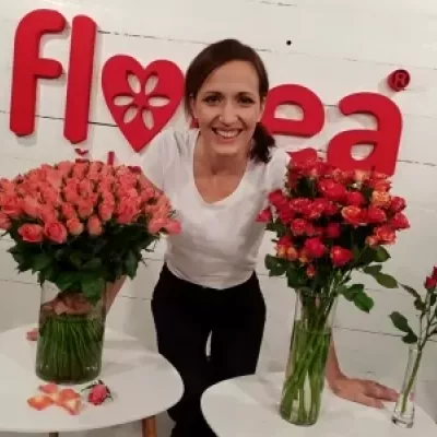 Červená,žlutá růže FIRE FLASH 70cm/5+