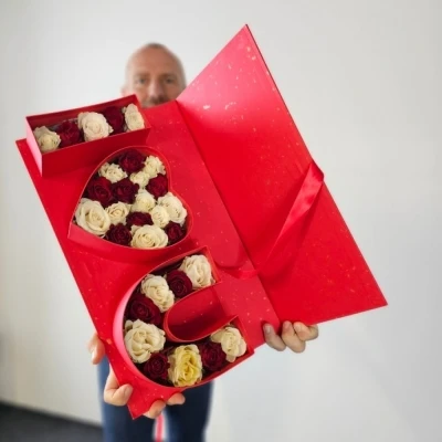 Červený I Love You Box růží 002