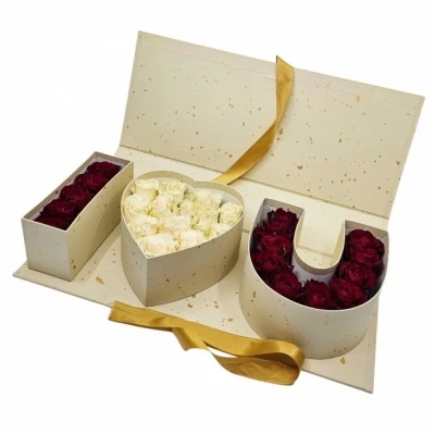 Krabička krémová I Love You Box růží 005