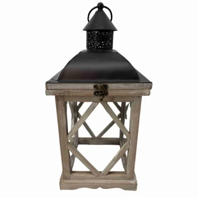 Dřevěná lucerna 40 cm x 18,5 cm