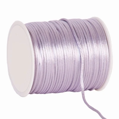 Saténová šnůrka 2 mm x 100 m levandulová aura