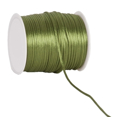 Hedvábná šňůrka 2 mm x 100 m mechově zelaná