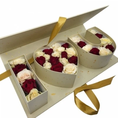 Krémový I Love You Box růží 007
