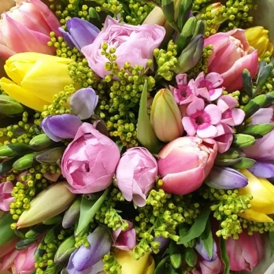 Kytice - výběr od floristy 3.650 Kč