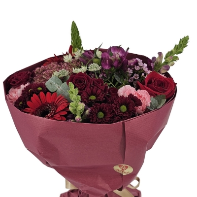 Kytice - výběr od floristy 895 Kč