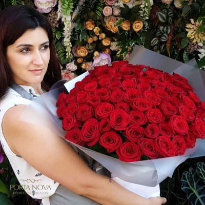 Kytica 100 červených ruží RED NAOMI! 90cm