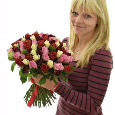 Kytice 100 míchaná DENNAE 40cm