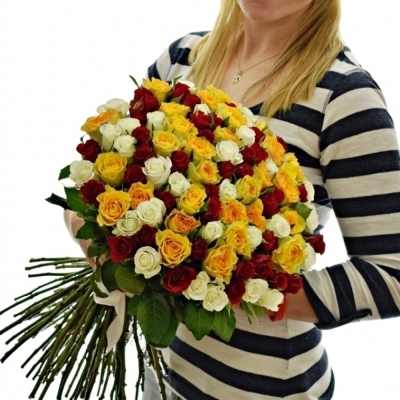 Kytice 100 míchaná Monica 50cm