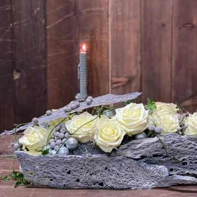 Kytice 9 bílých růží WHITE NAOMI