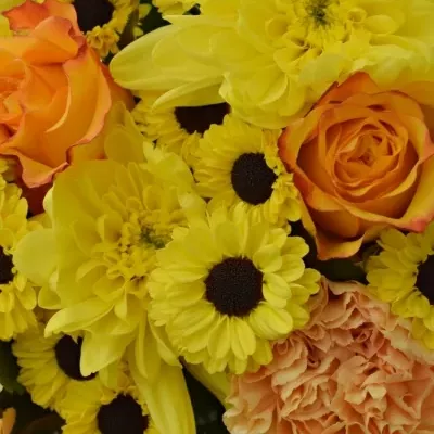 Kytice míchaná Den matek 2019 - 04