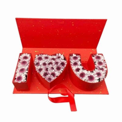 Krabička červená I Love You Box květin 001