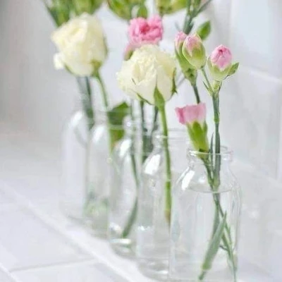 SKLENĚNÁ VÁZA BOTTLE d5cm v10cm