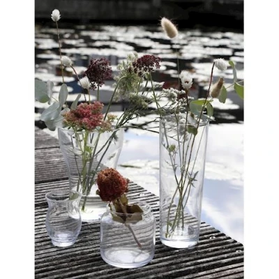 SKLENĚNÁ VÁZA DANIELLE ø7,5/9,4cm v24cm