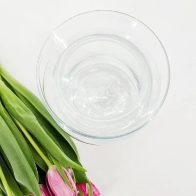 SKLENĚNÁ VÁZA GRETA ø10cm výška 20cm