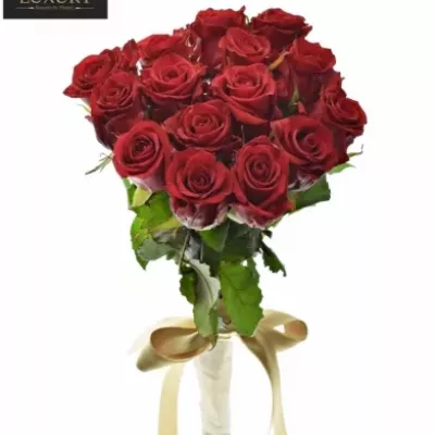 Valentýnská kytice 15 růží RED EAGLE 80cm