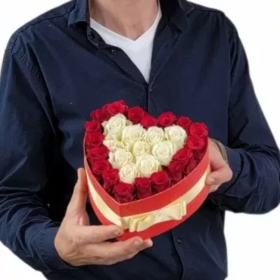 Valentýnské srdce růží EDITH střední